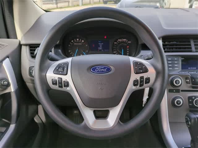 2014 Ford Edge SE 23