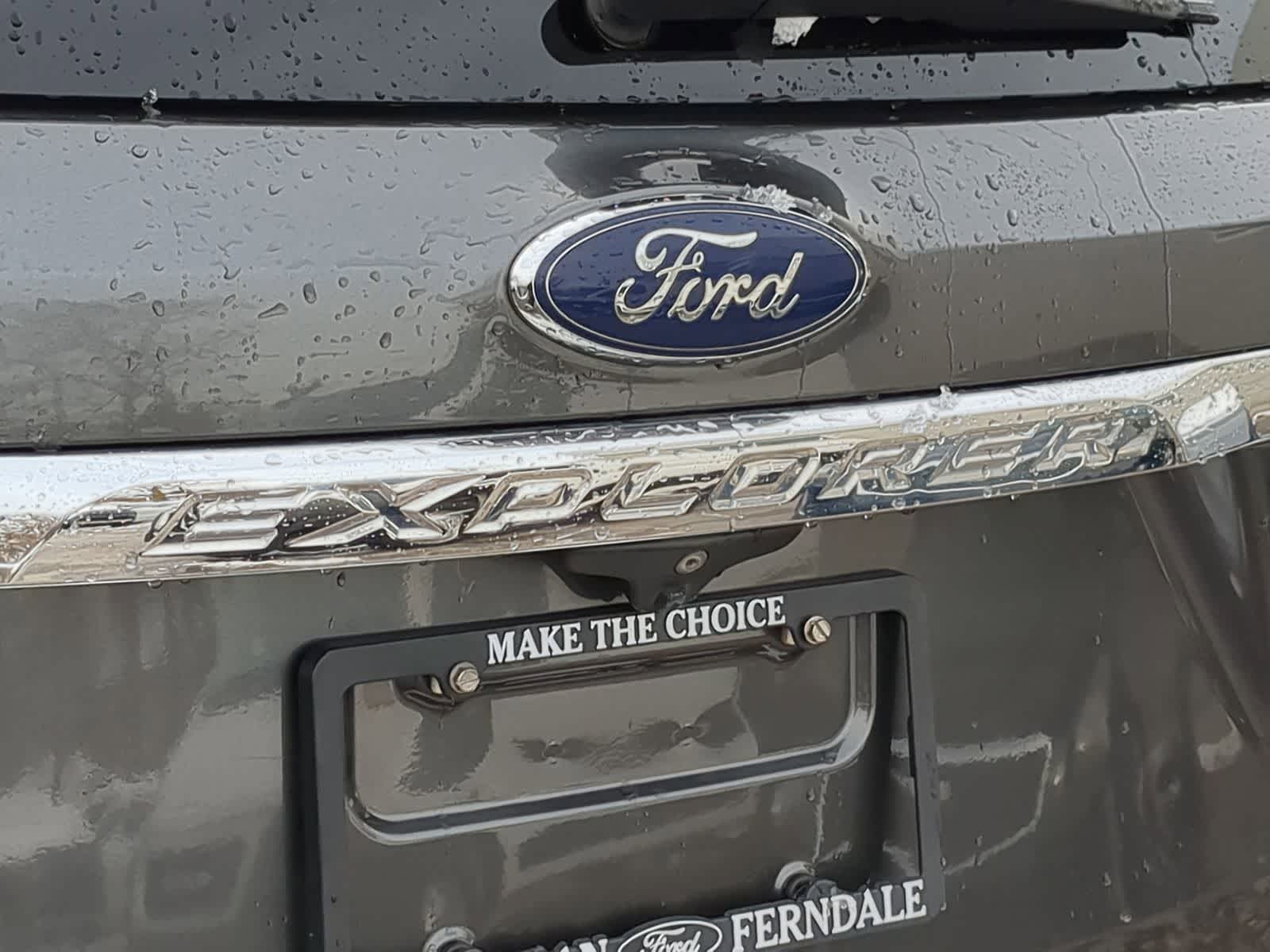 Thumbnail: 2016 Ford Explorer - 18