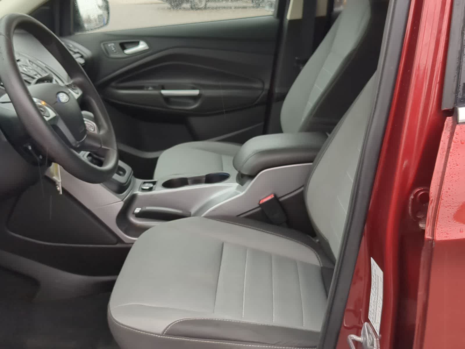 Thumbnail: 2016 Ford Escape - 18