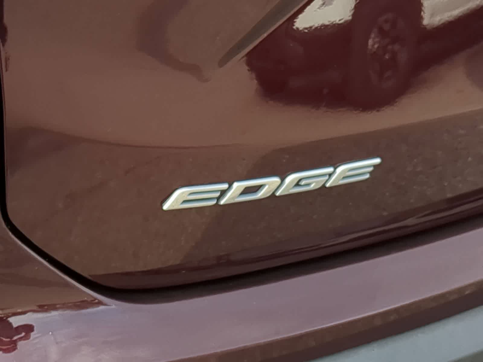 Thumbnail: 2019 Ford Edge - 18
