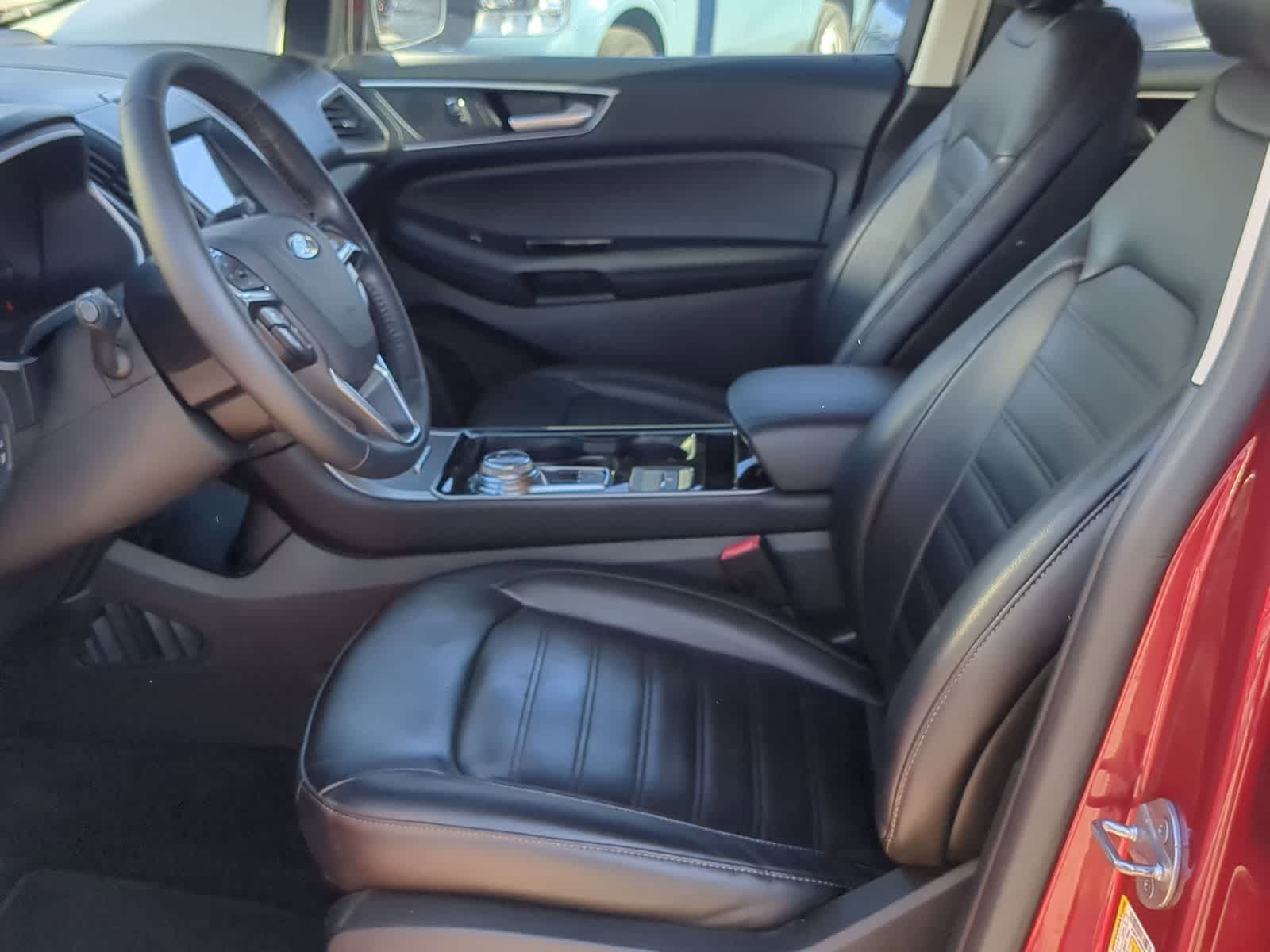 Thumbnail: 2019 Ford Edge - 21