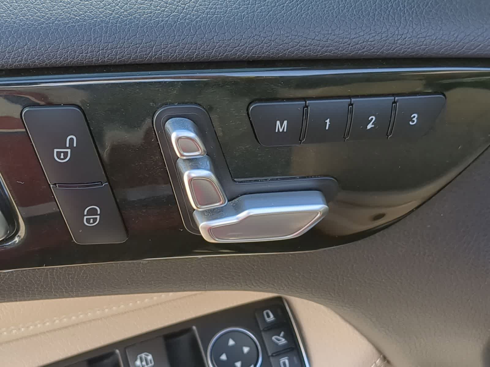 Thumbnail: 2019 Mercedes-Benz GLS - 23