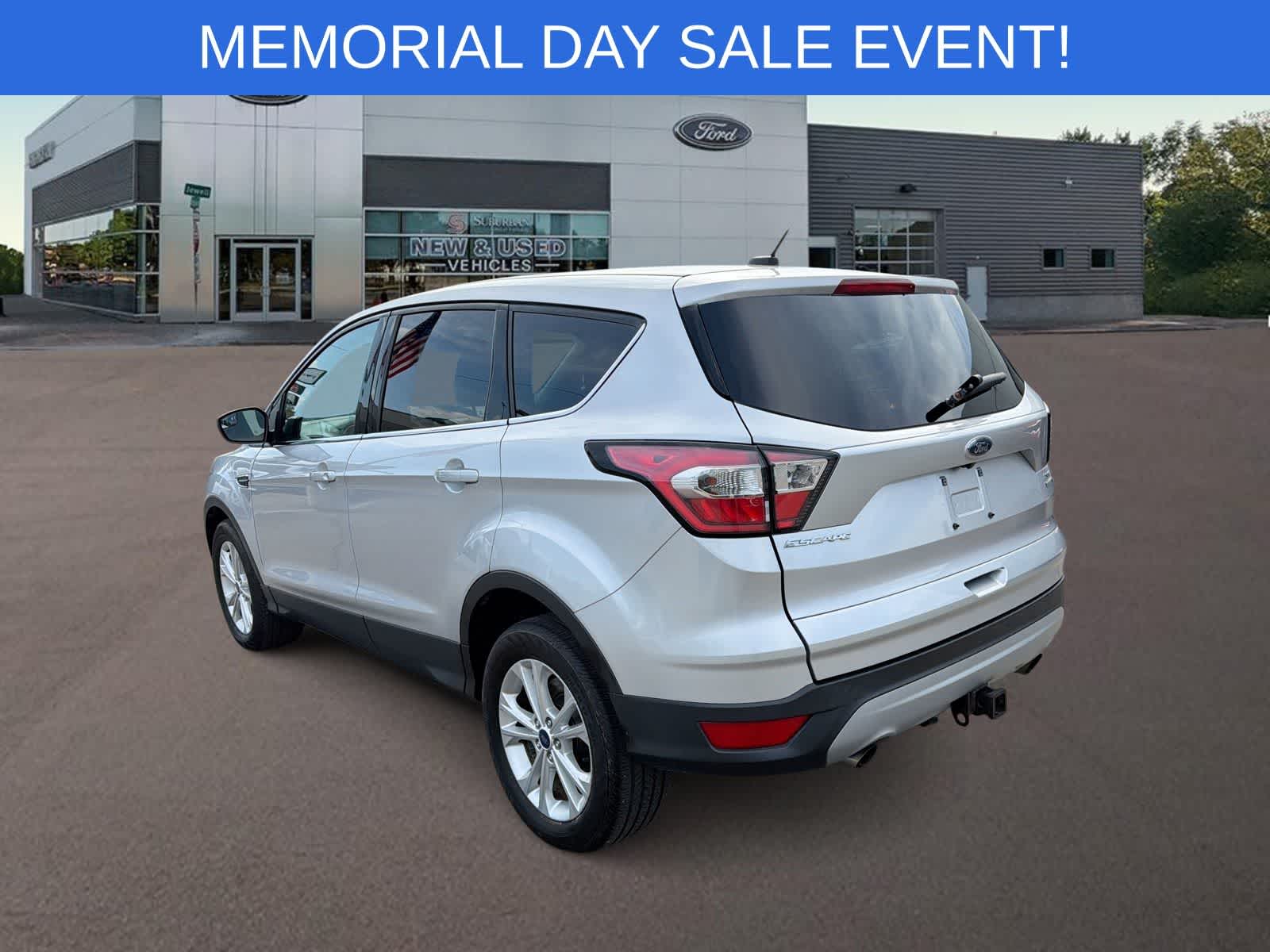 Thumbnail: 2017 Ford Escape - 8
