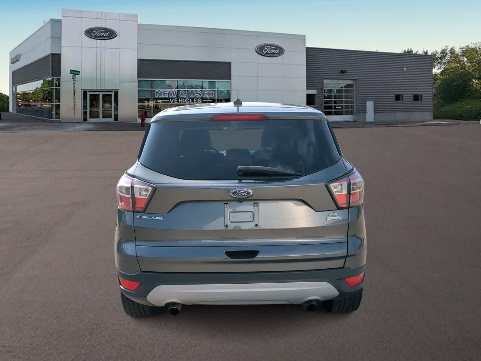 Thumbnail: 2017 Ford Escape - 9