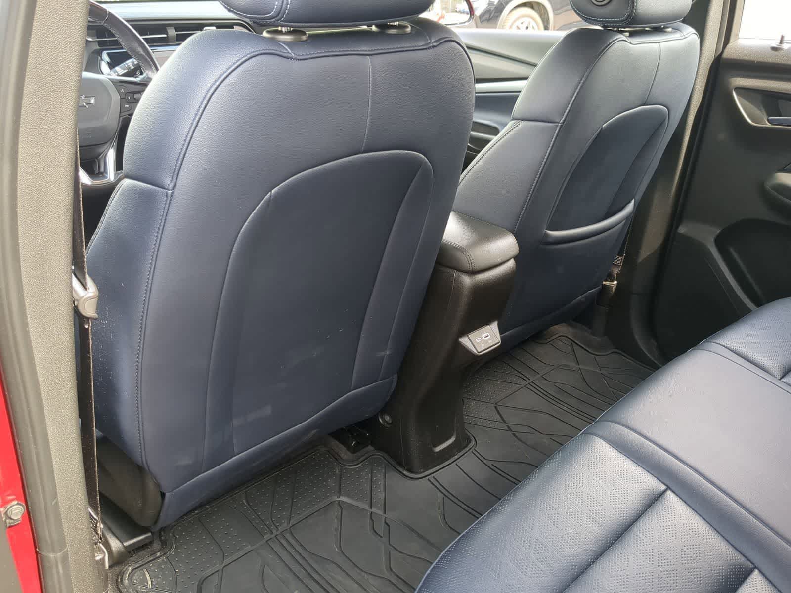 Thumbnail: 2022 Chevrolet Bolt EUV - 24