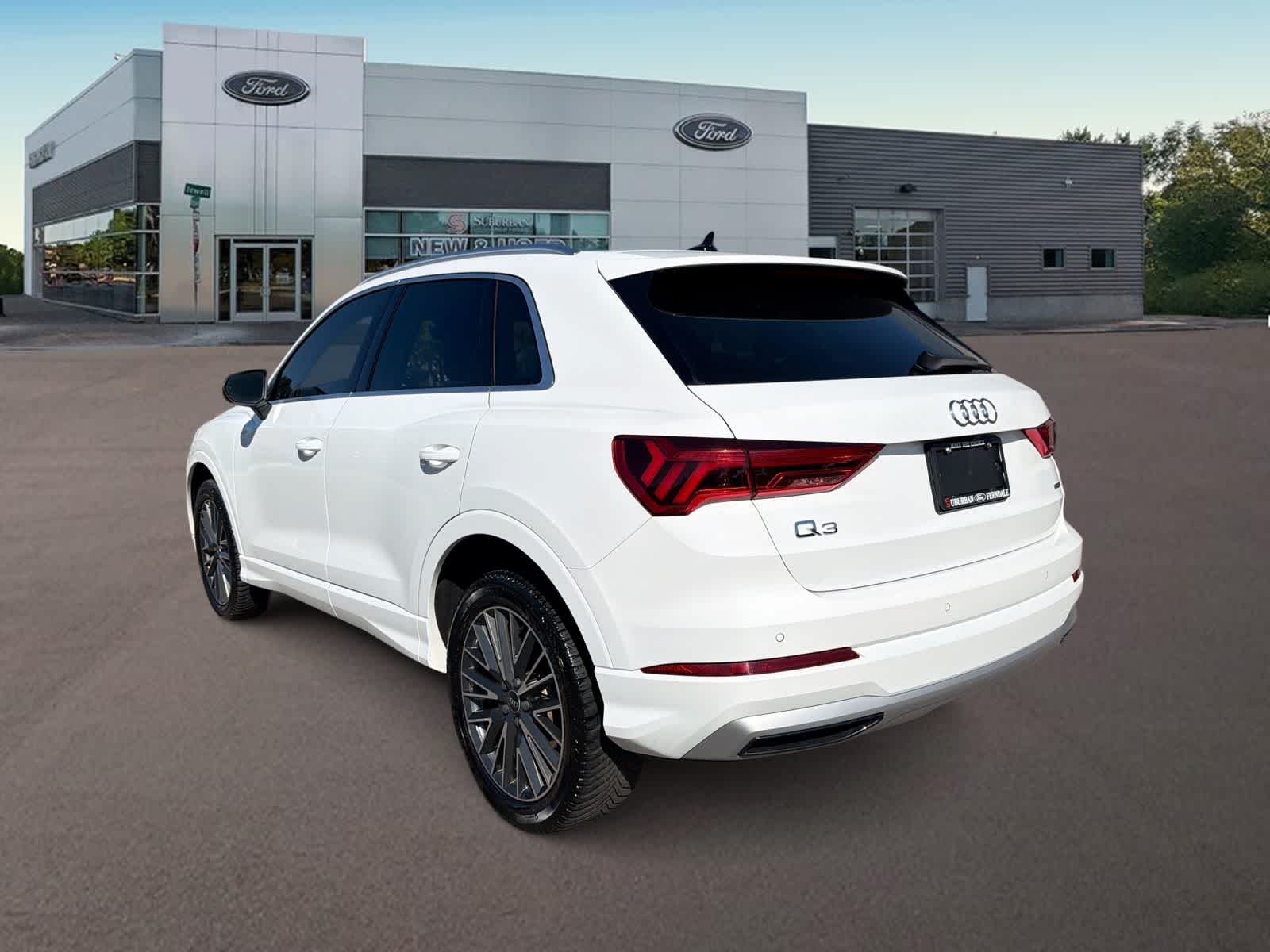 Thumbnail: 2022 Audi Q3 - 7