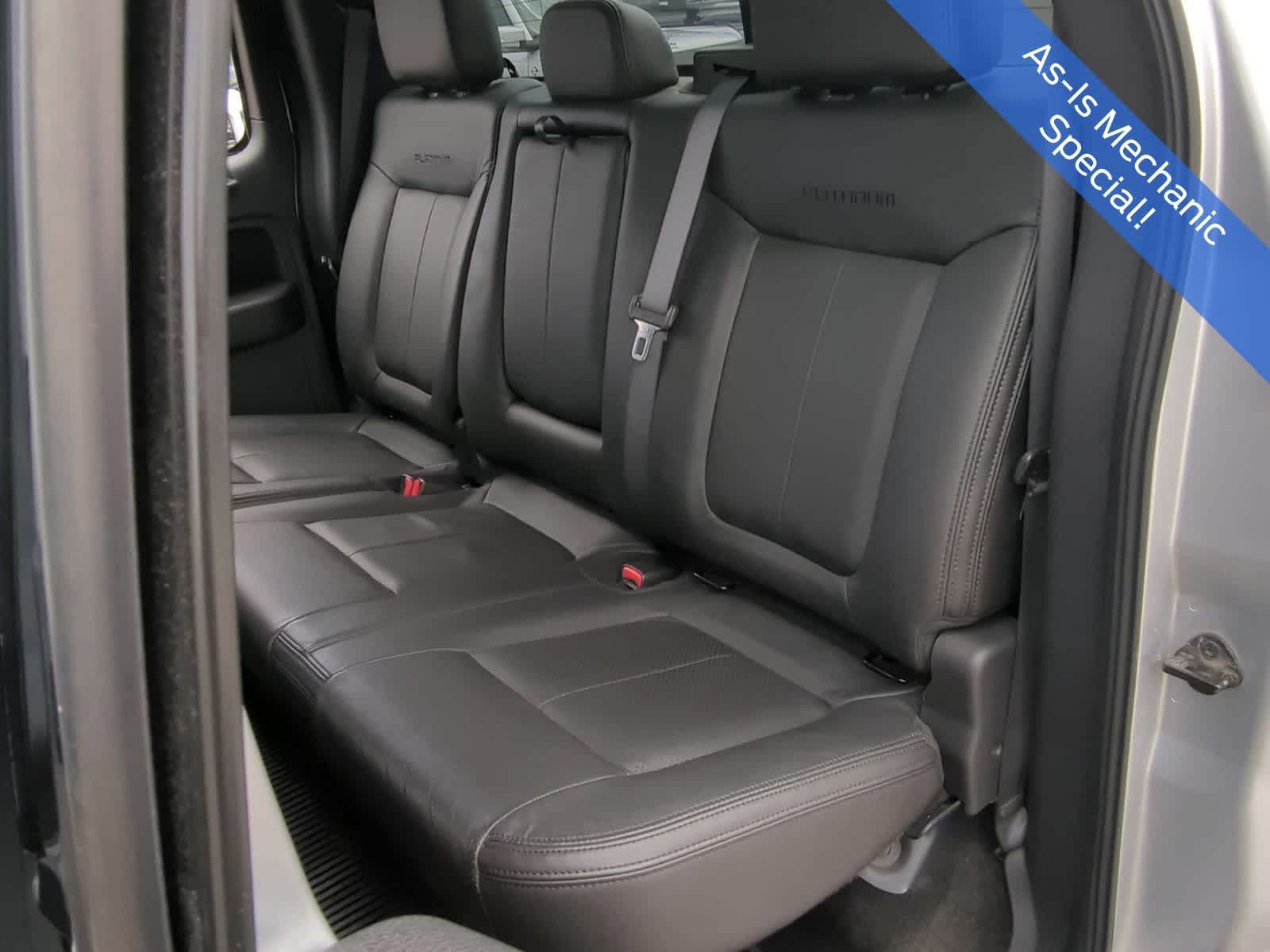 2013 Ford F-150 Platinum 23