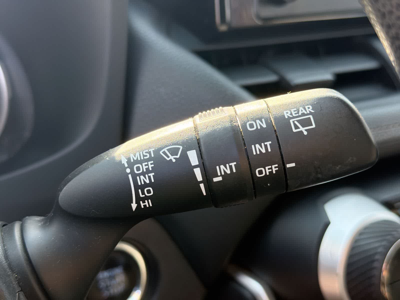 Thumbnail: 2019 Toyota RAV4 - 26