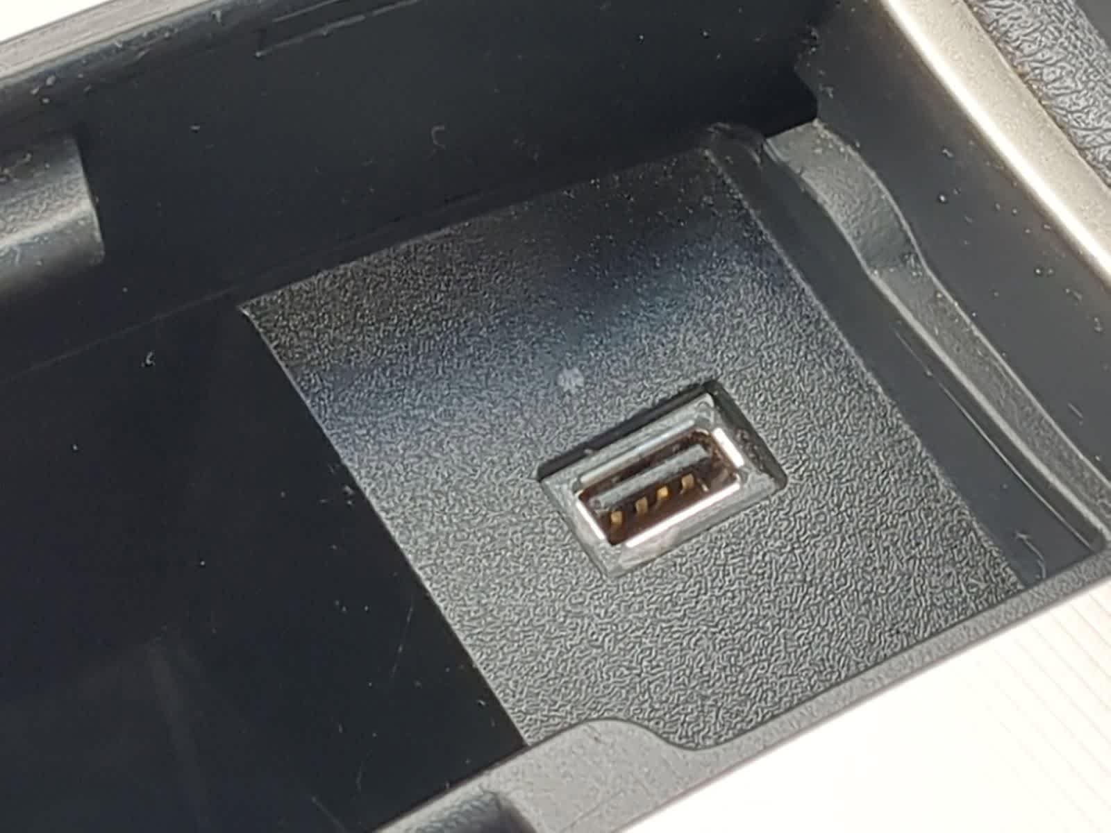 Thumbnail: 2020 Lincoln MKZ - 35