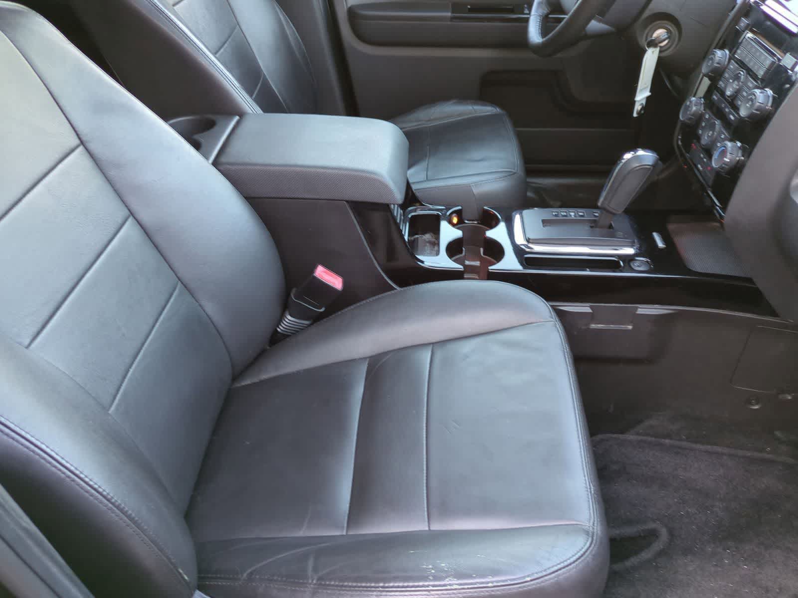 Thumbnail: 2011 Ford Escape - 27