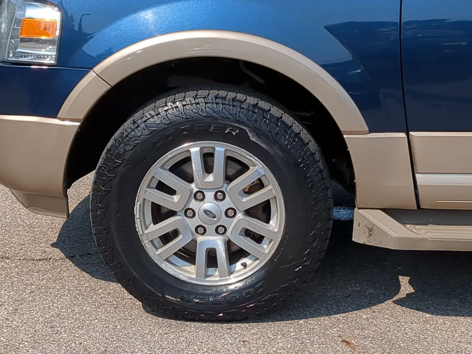 Thumbnail: 2014 Ford Expedition - 19