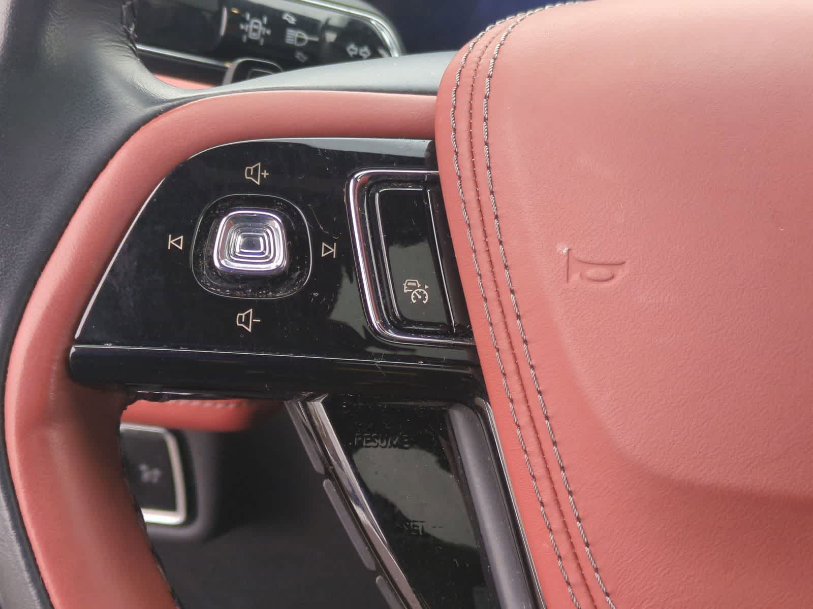 Thumbnail: 2025 Lincoln Aviator - 42