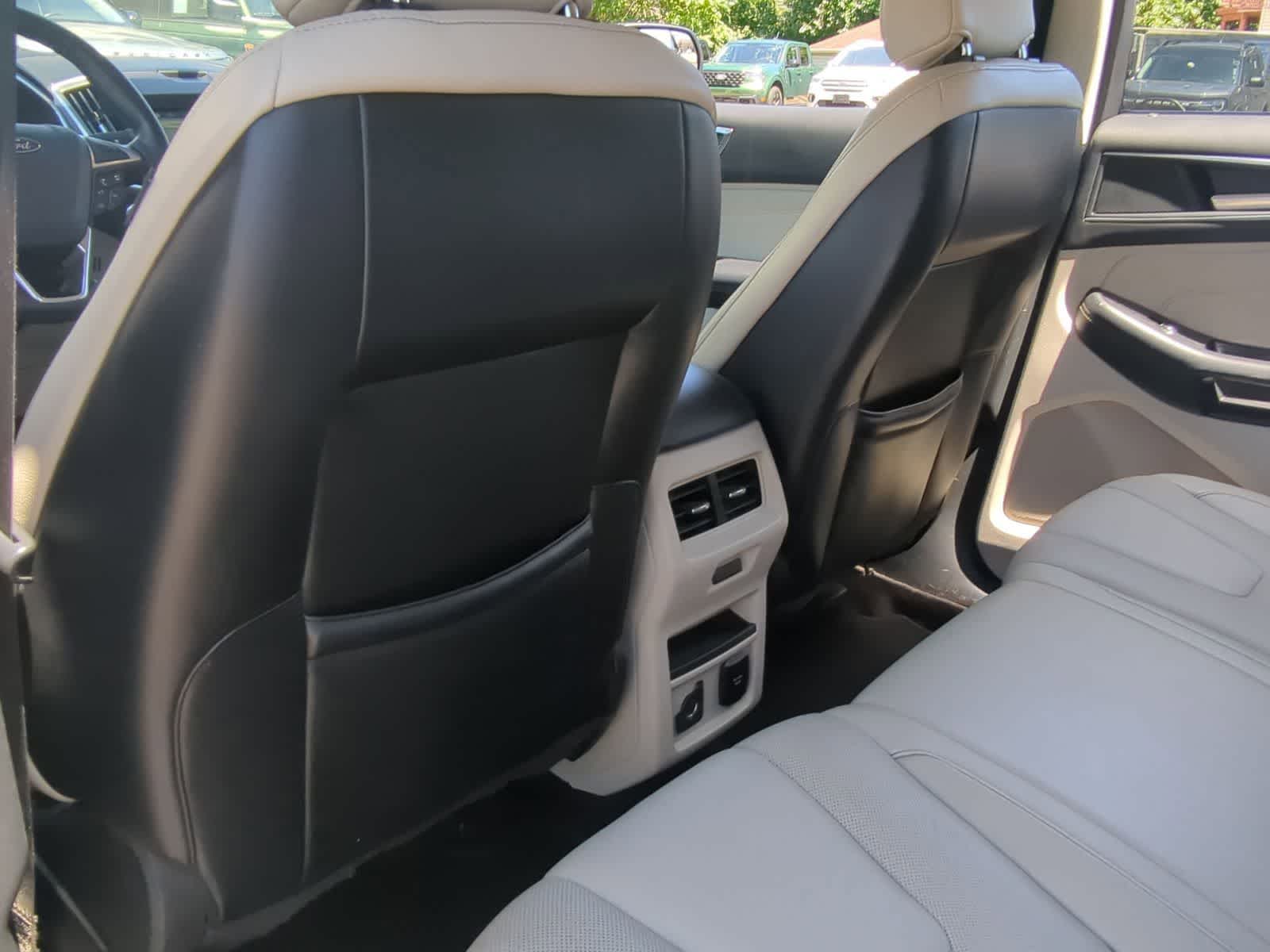 Thumbnail: 2018 Ford Edge - 23