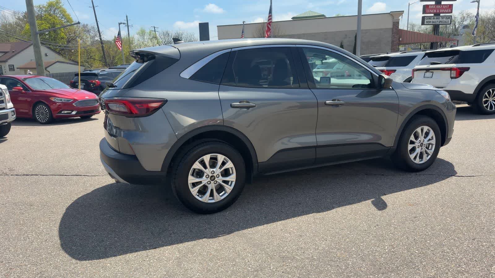 Thumbnail: 2023 Ford Escape - 11