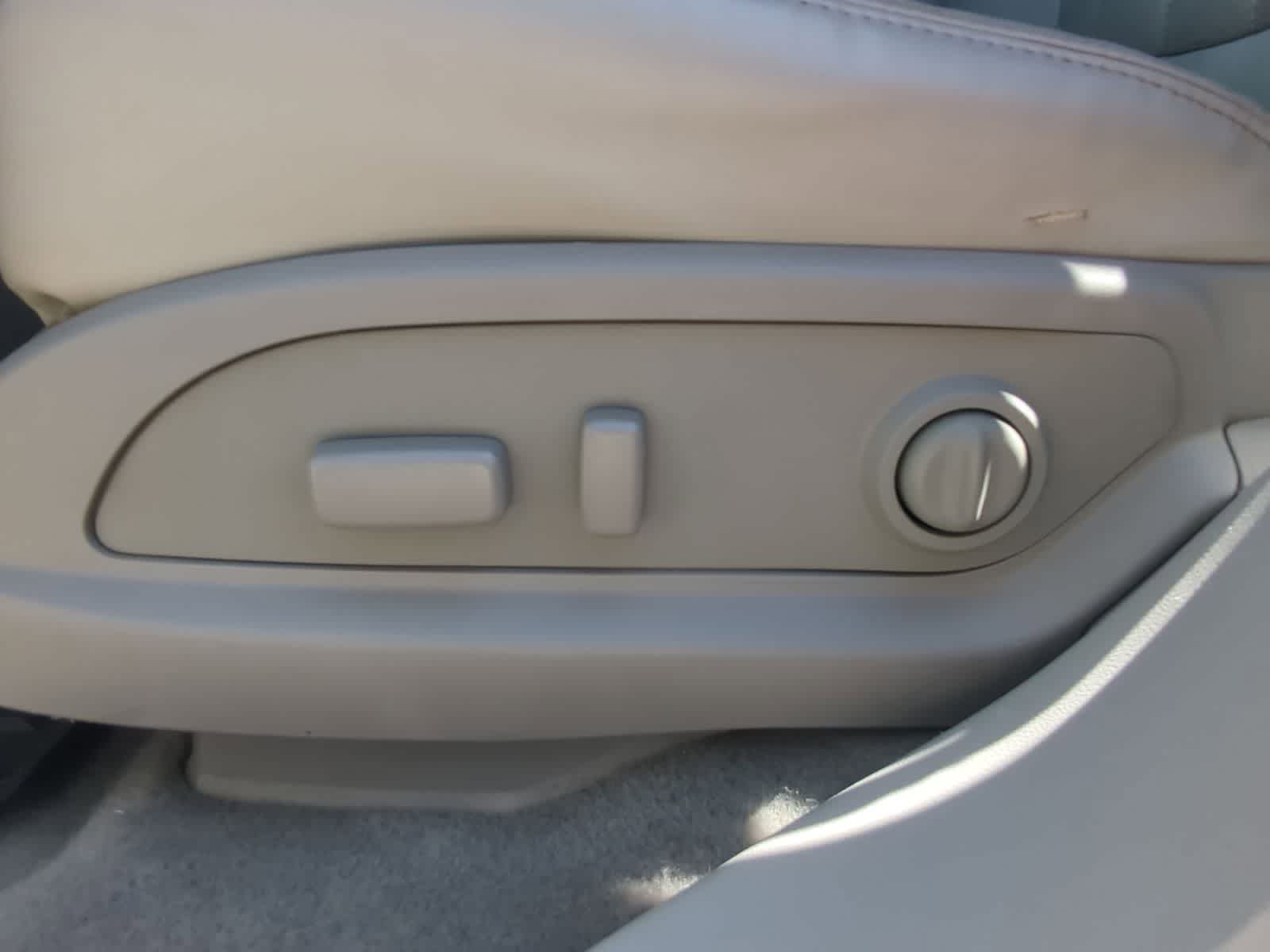 Thumbnail: 2017 Buick Enclave - 22