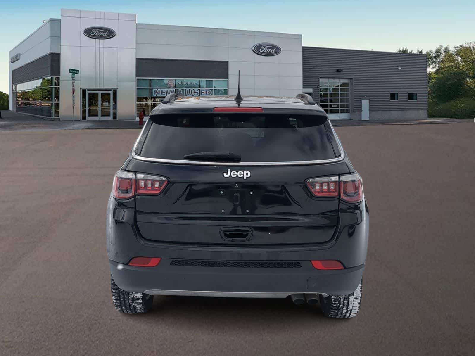 Thumbnail: 2020 Jeep Compass - 10