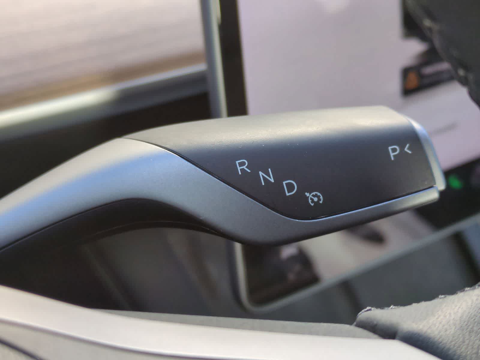 Thumbnail: 2022 Tesla Model 3 - 33