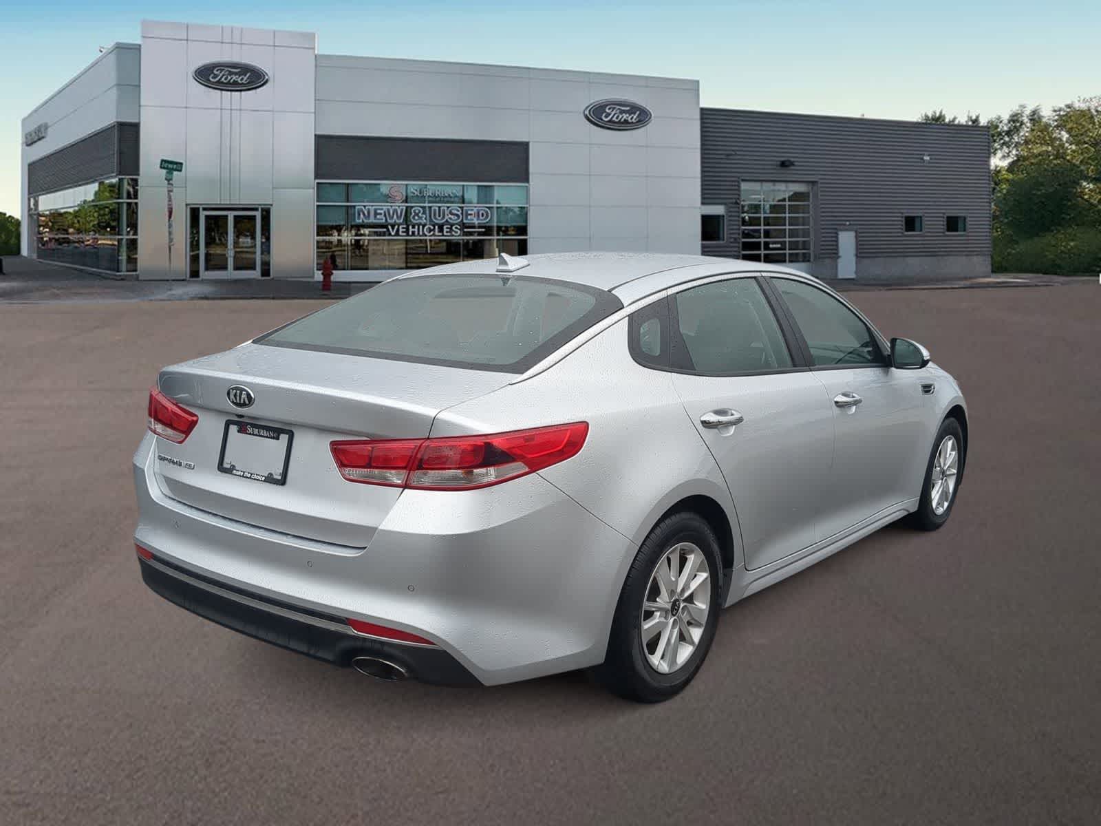 Thumbnail: 2016 Kia Optima - 11