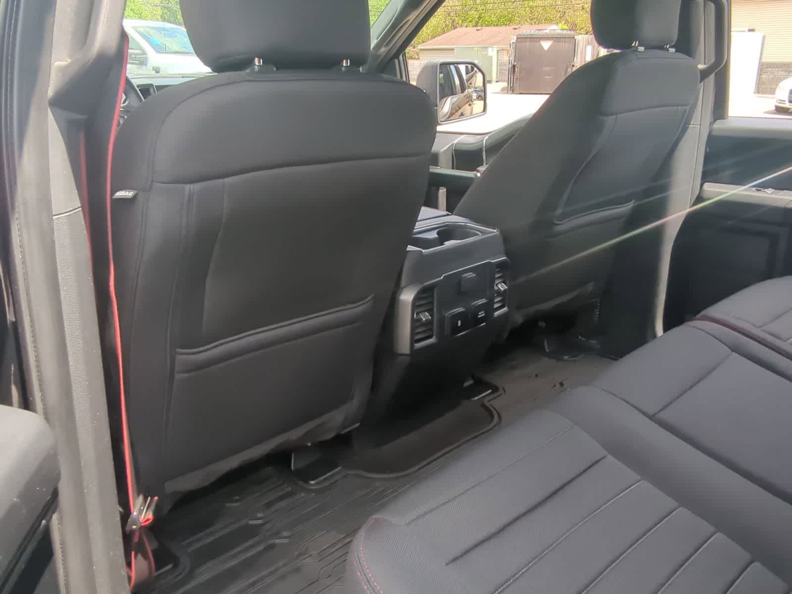 2020 Ford F-150 XLT 24