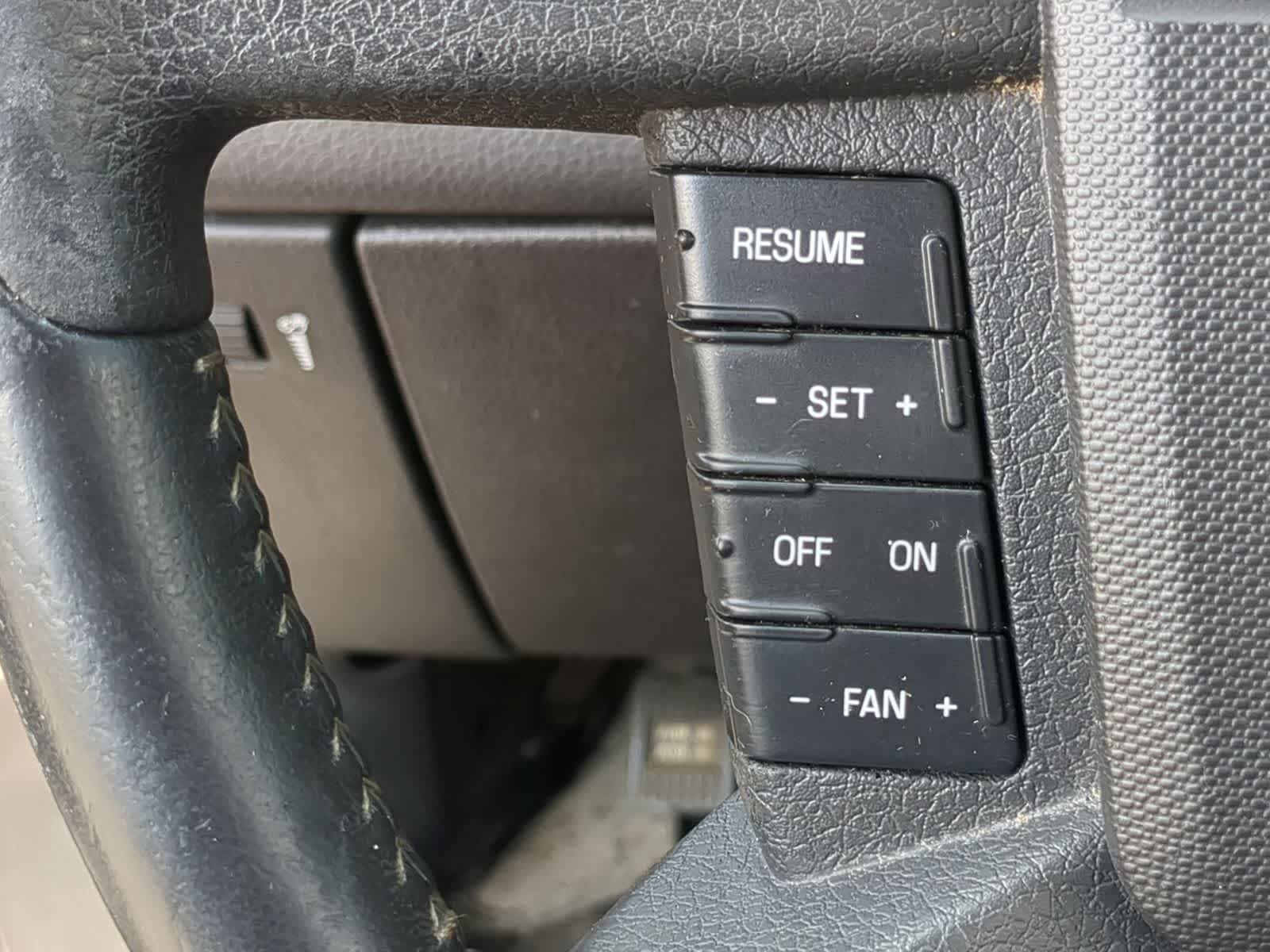 Thumbnail: 2007 Ford Edge - 25