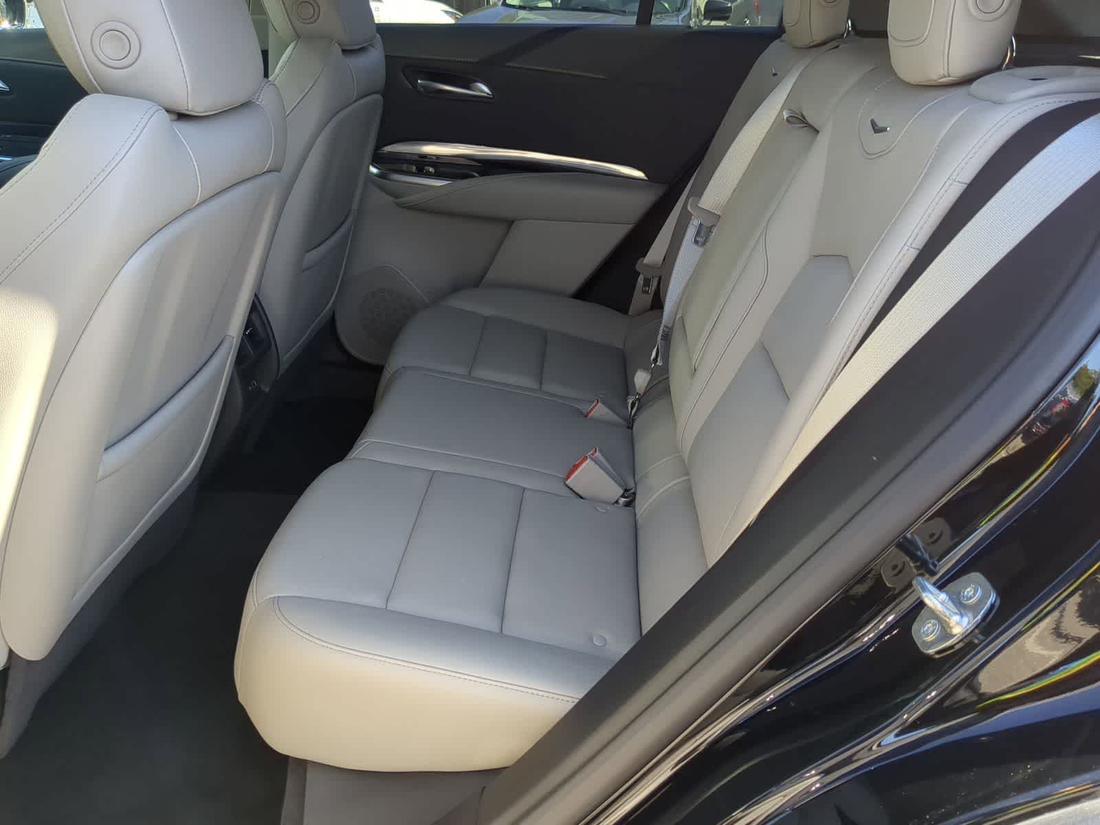 Thumbnail: 2020 Cadillac XT4 - 22