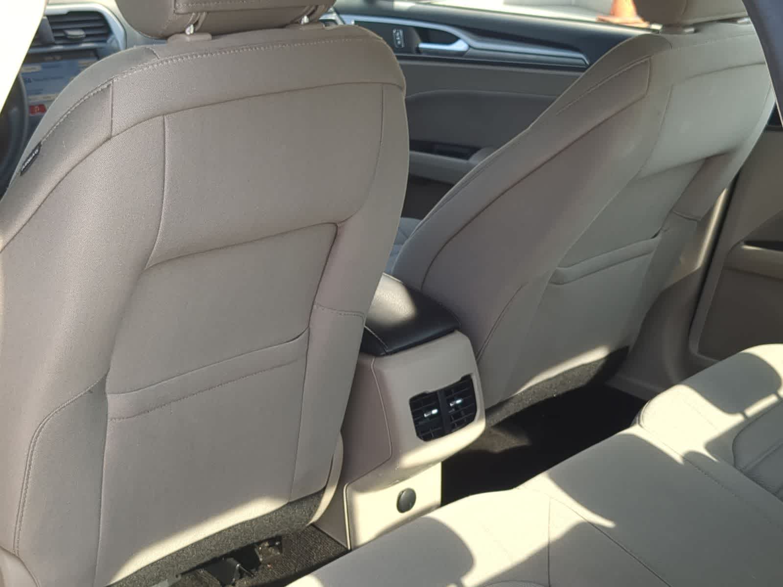 Thumbnail: 2019 Ford Fusion - 21