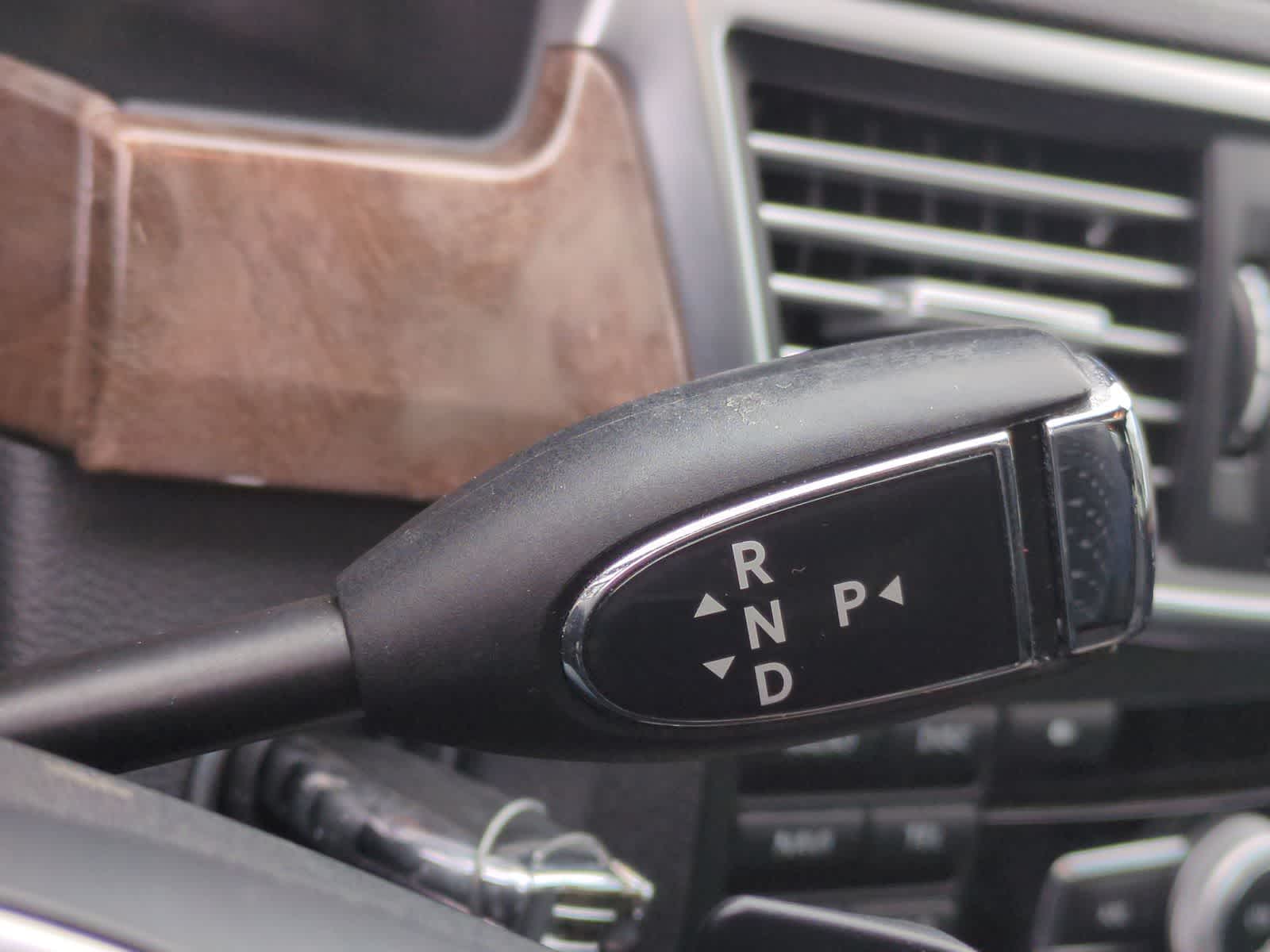 Thumbnail: 2012 Mercedes-Benz E-Class - 44