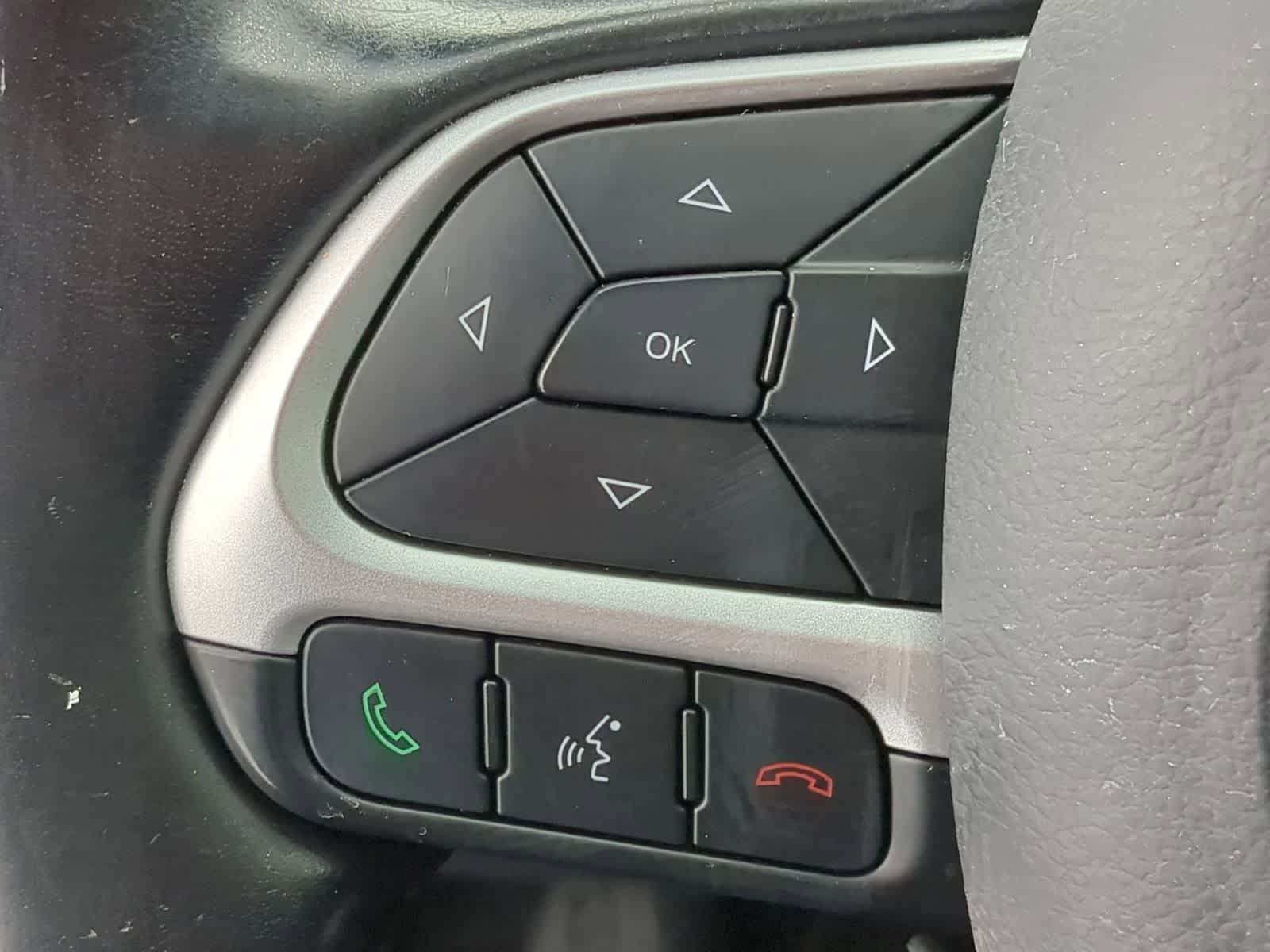 Thumbnail: 2020 Jeep Compass - 26