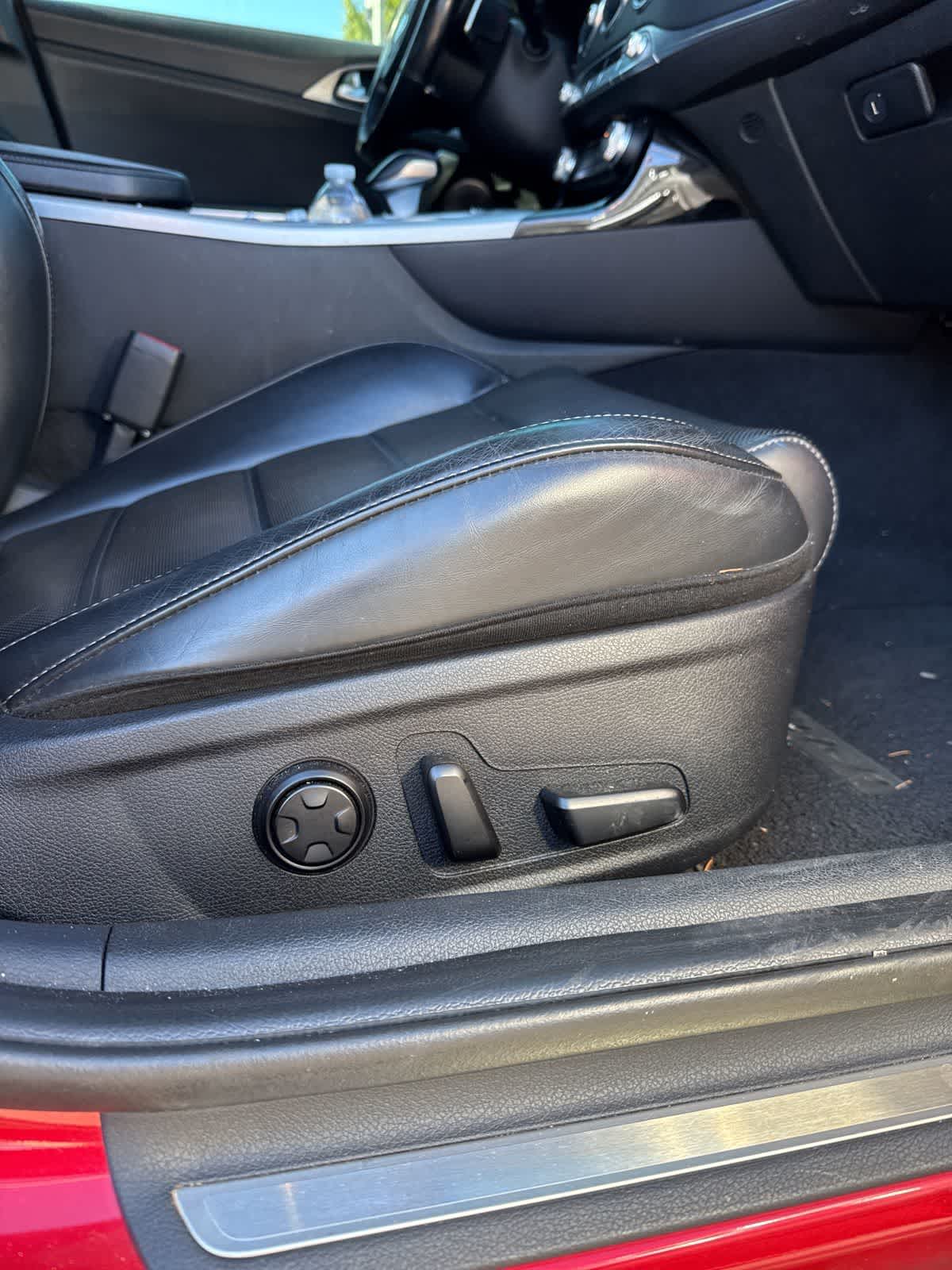 Thumbnail: 2018 Kia Stinger - 25