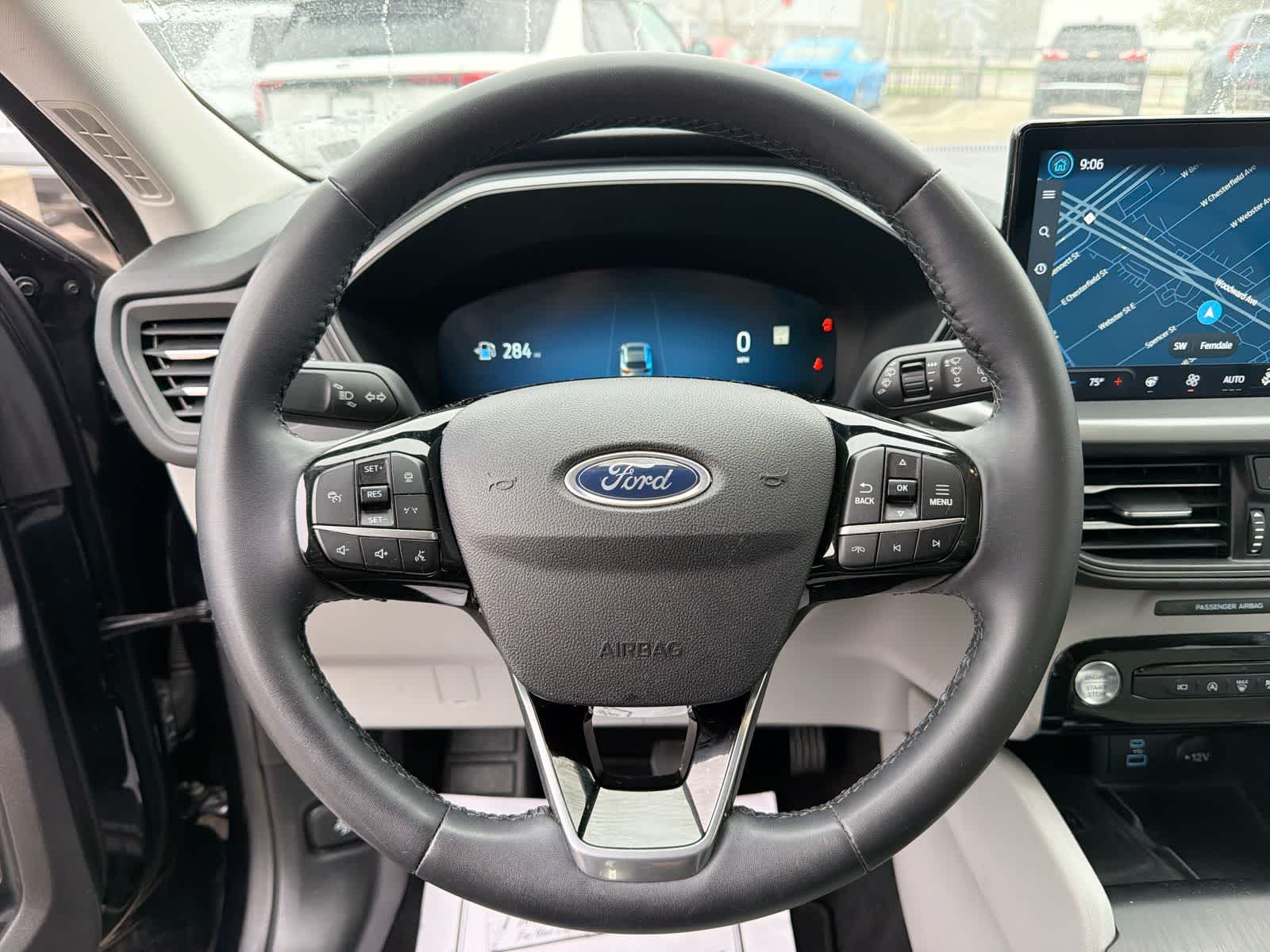 Thumbnail: 2023 Ford Escape - 29