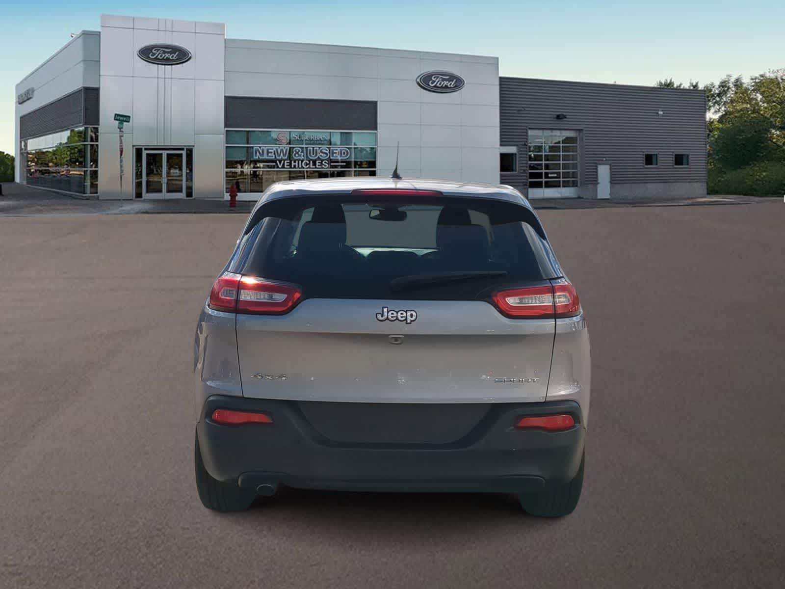 Thumbnail: 2014 Jeep Cherokee - 10