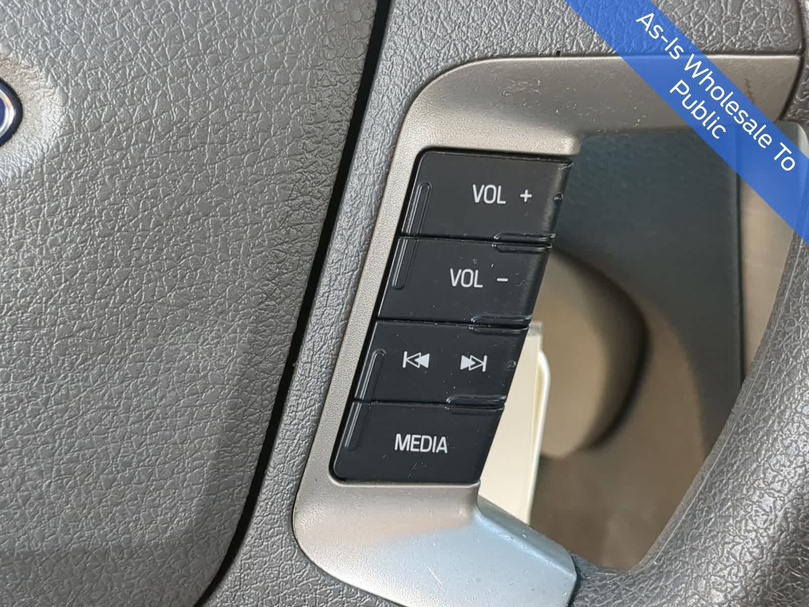 Thumbnail: 2010 Ford Fusion - 24