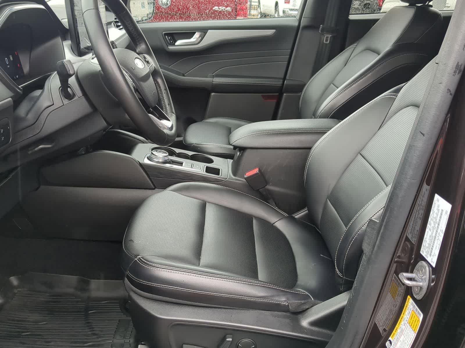 Thumbnail: 2023 Ford Escape - 17