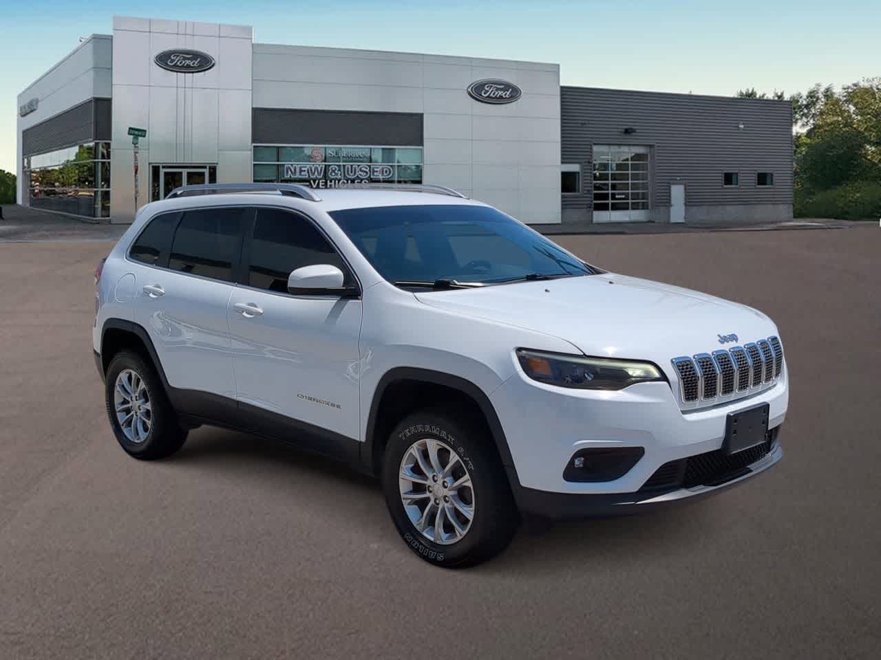 Thumbnail: 2019 Jeep Cherokee - 2