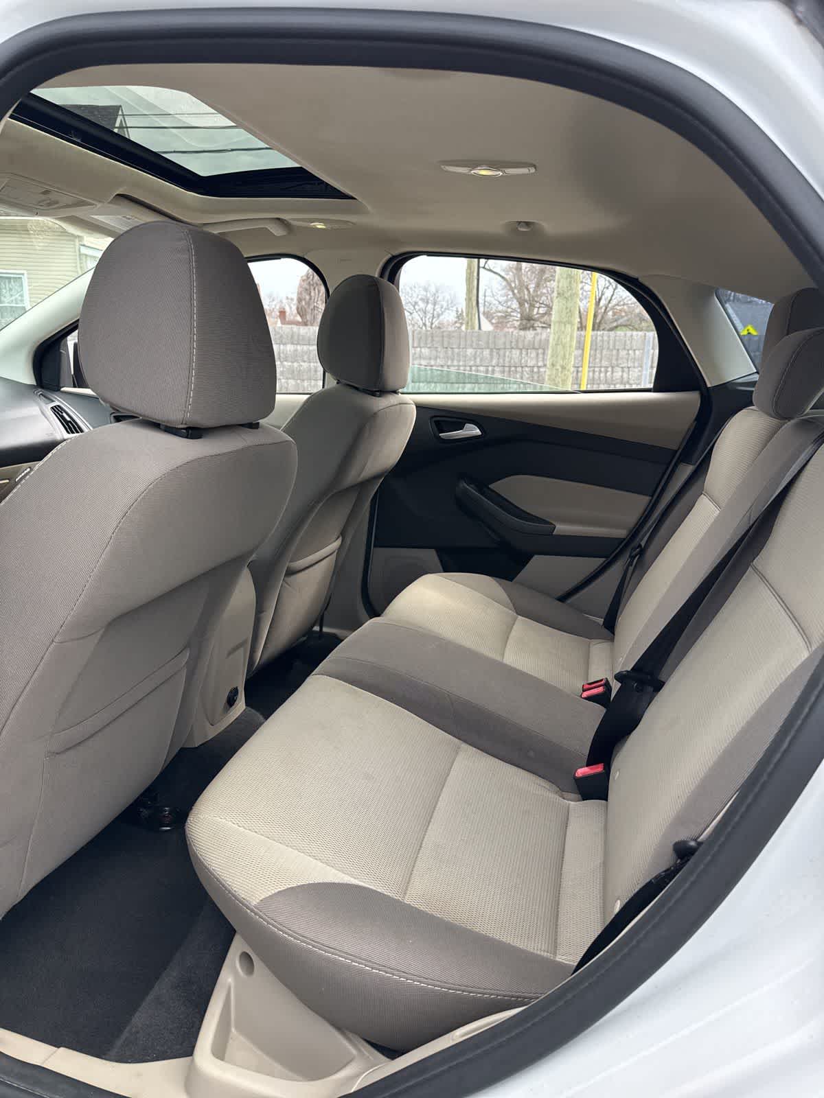 Thumbnail: 2013 Ford Focus - 13