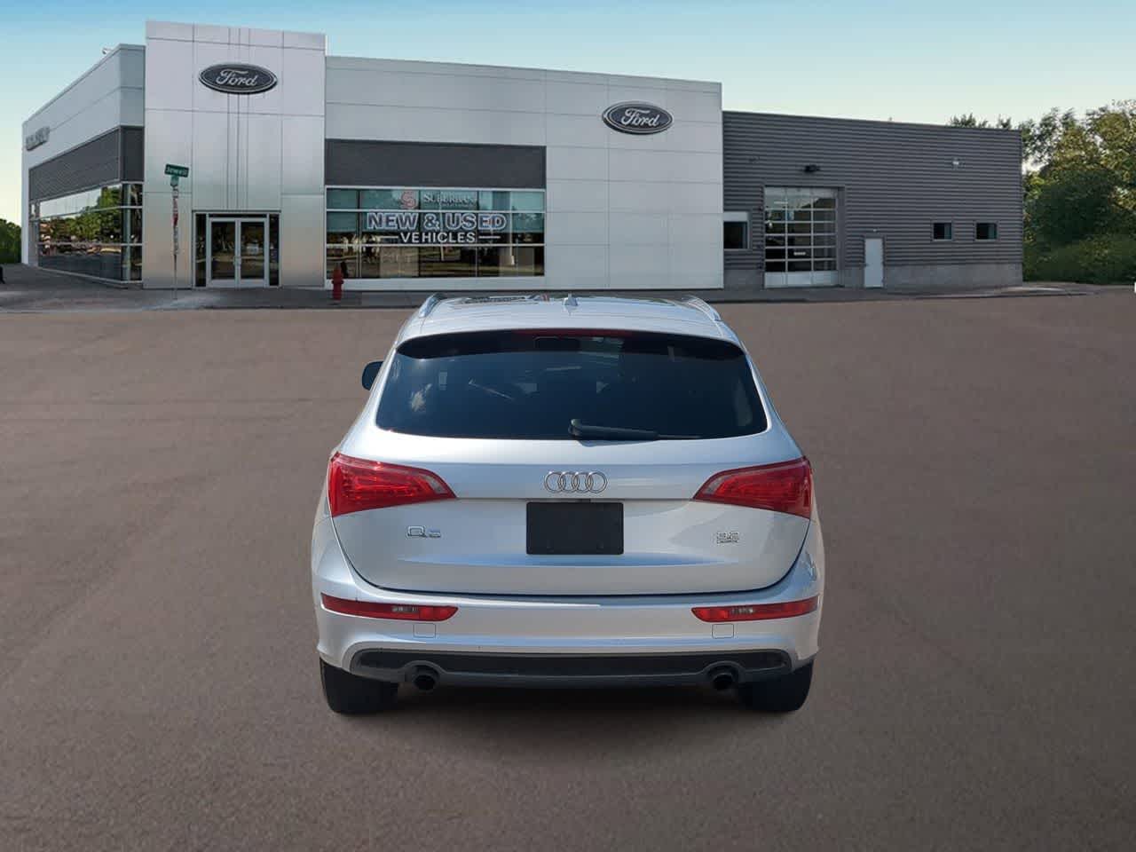 Thumbnail: 2012 Audi Q5 - 9