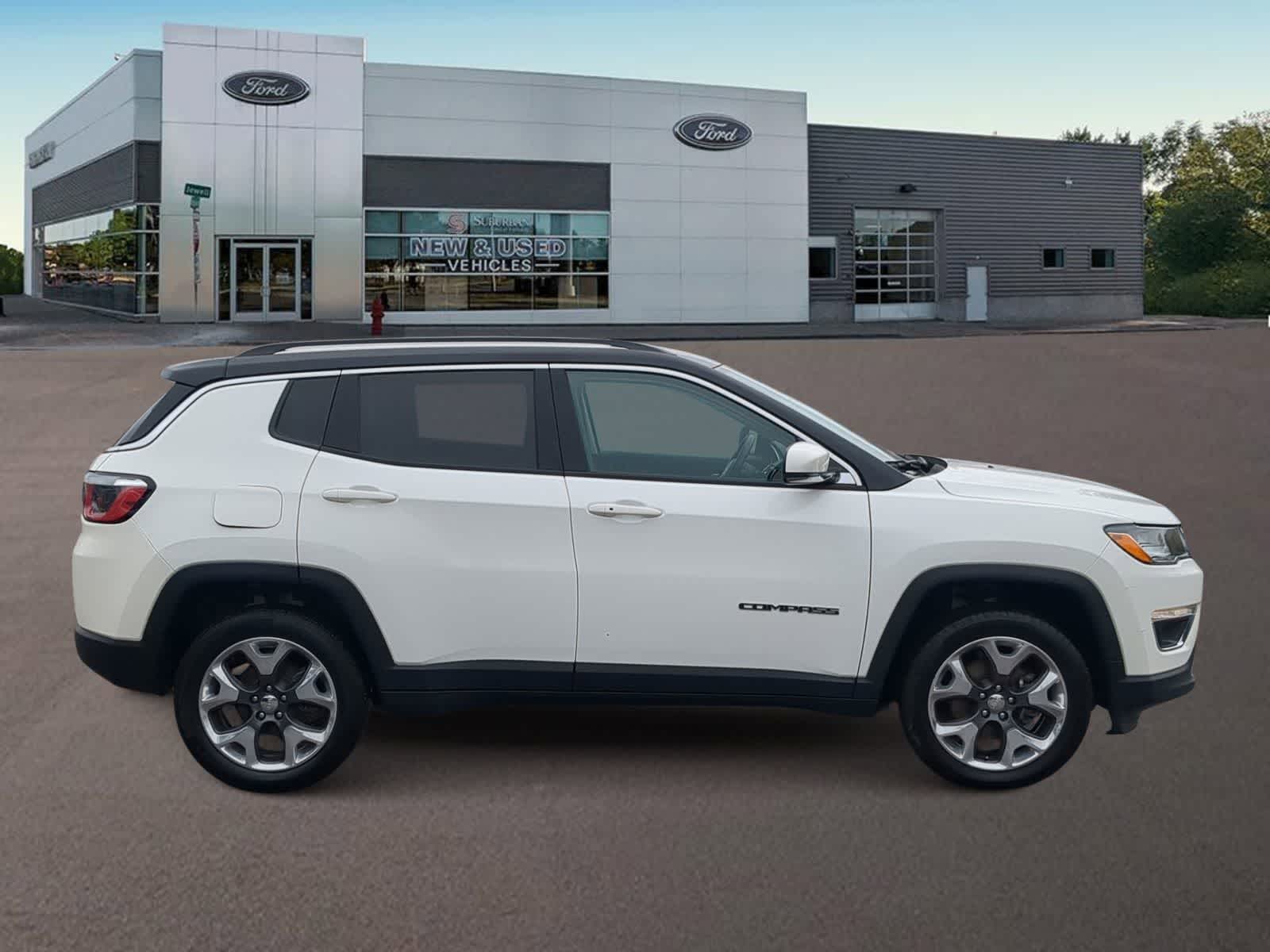 Thumbnail: 2018 Jeep Compass - 12