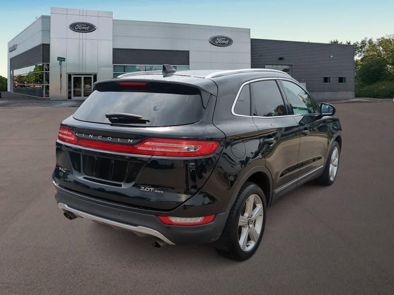 Thumbnail: 2018 Lincoln MKC - 11