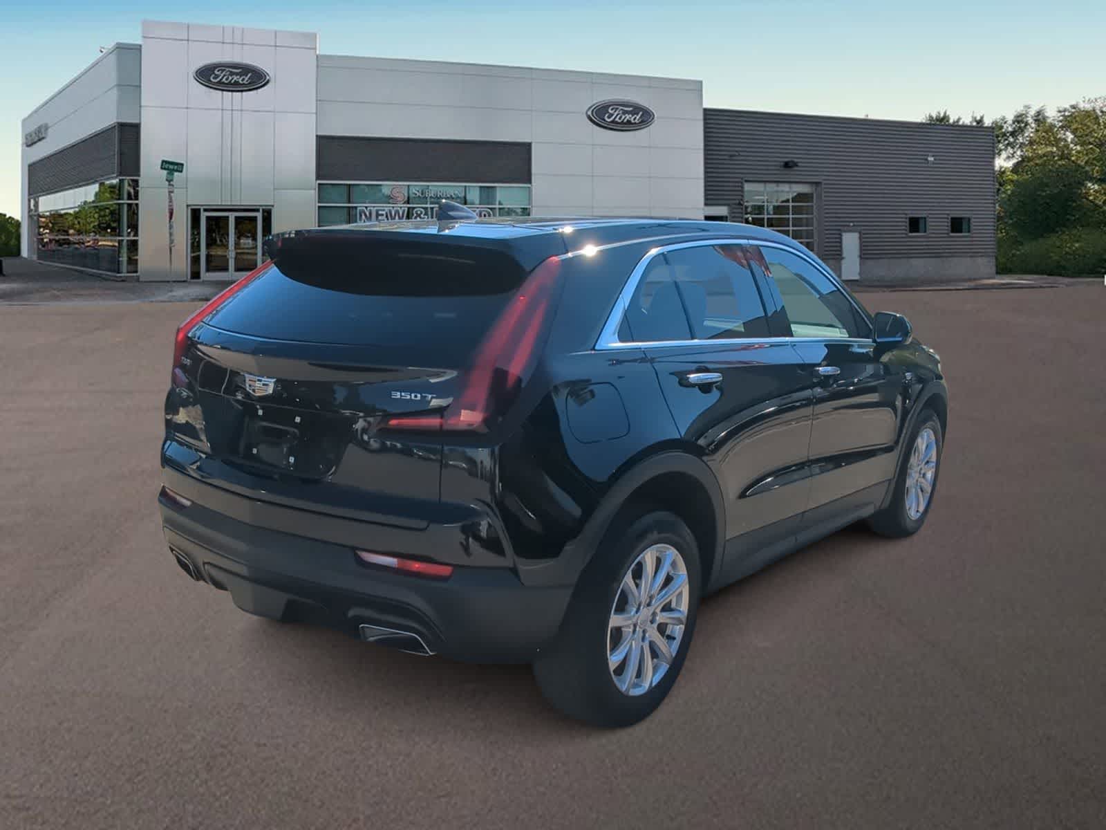 Thumbnail: 2020 Cadillac XT4 - 10