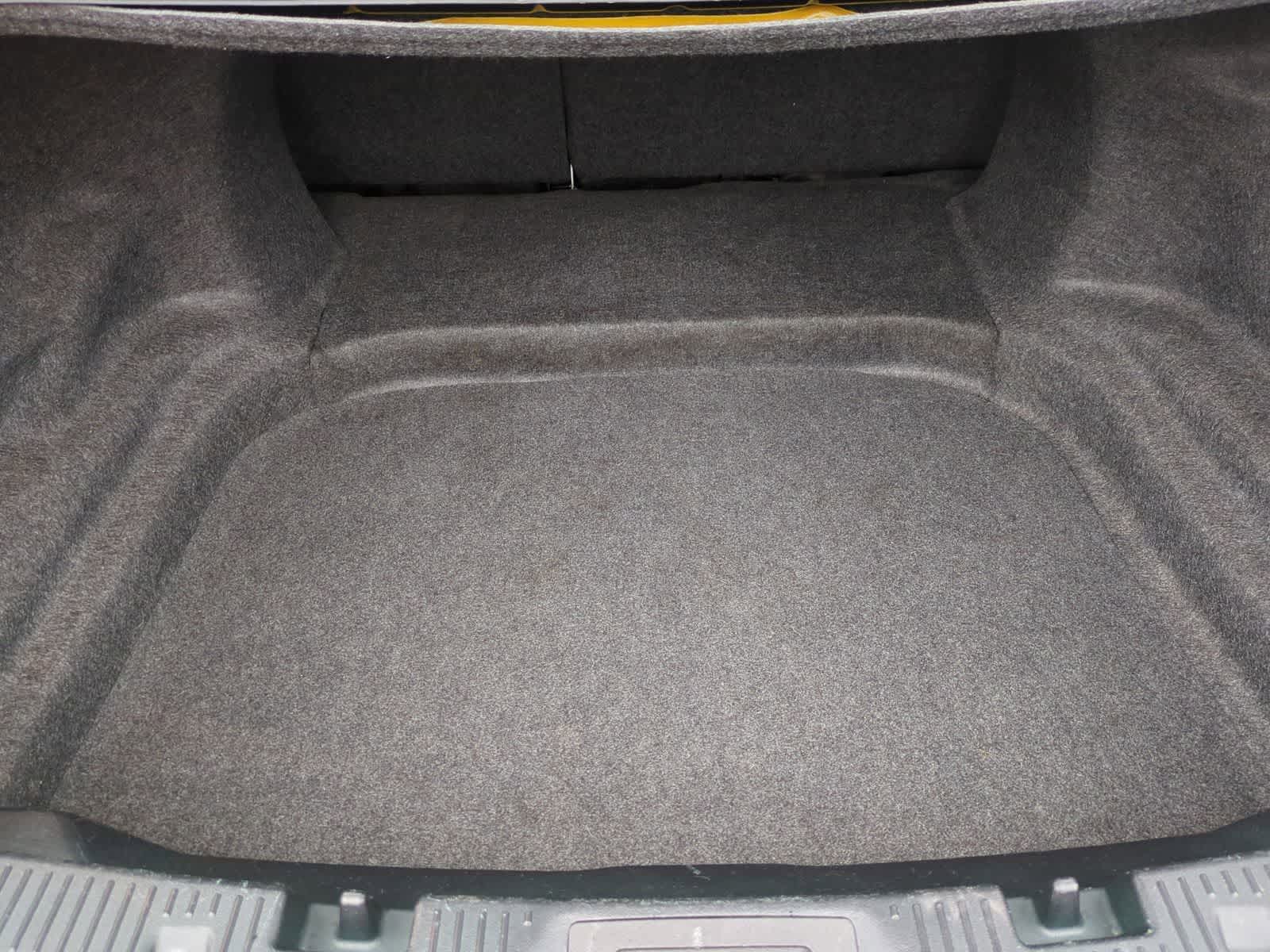 Thumbnail: 2018 Ford Taurus - 34