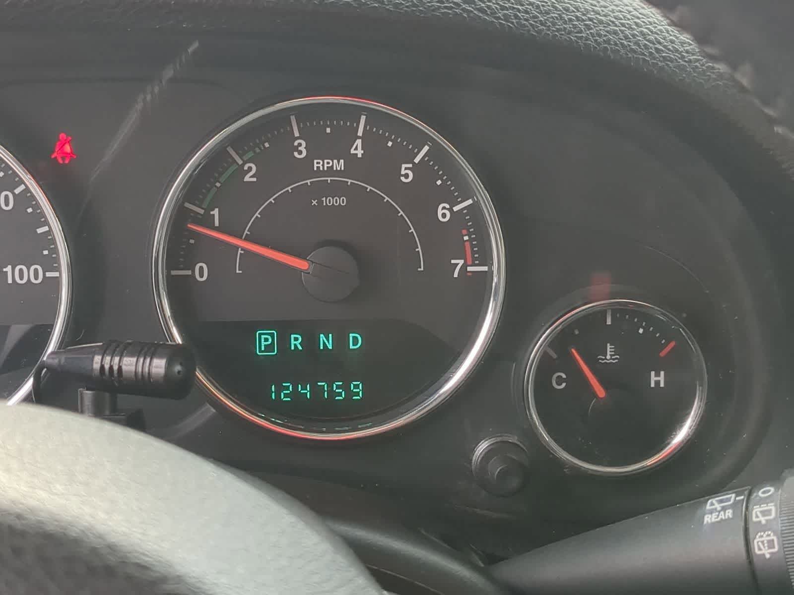 Thumbnail: 2013 Jeep Wrangler - 33