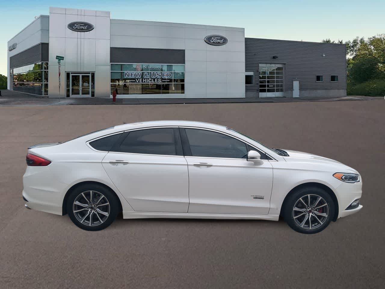 Thumbnail: 2017 Ford Fusion - 12