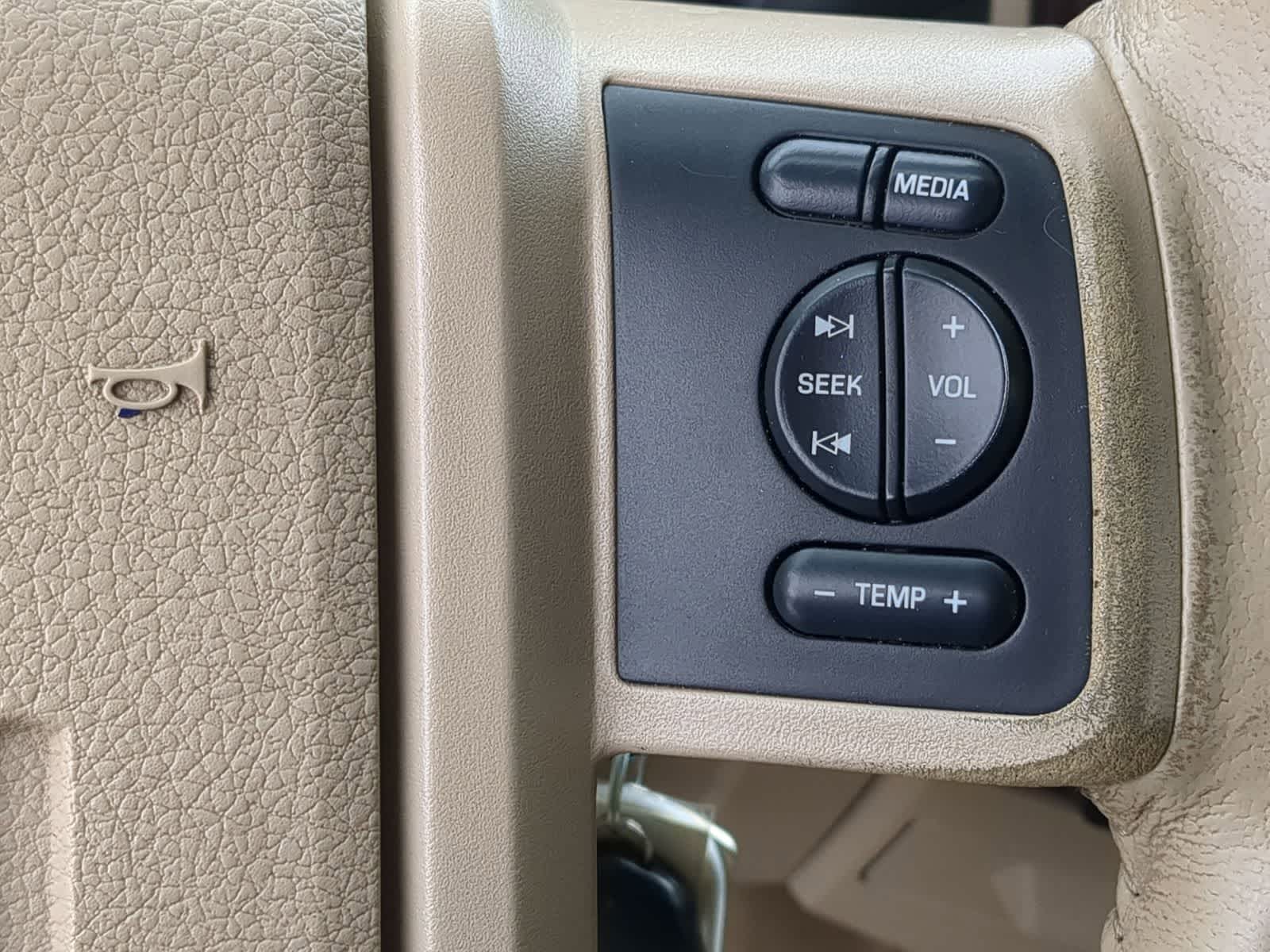 Thumbnail: 2008 Ford Econoline - 24