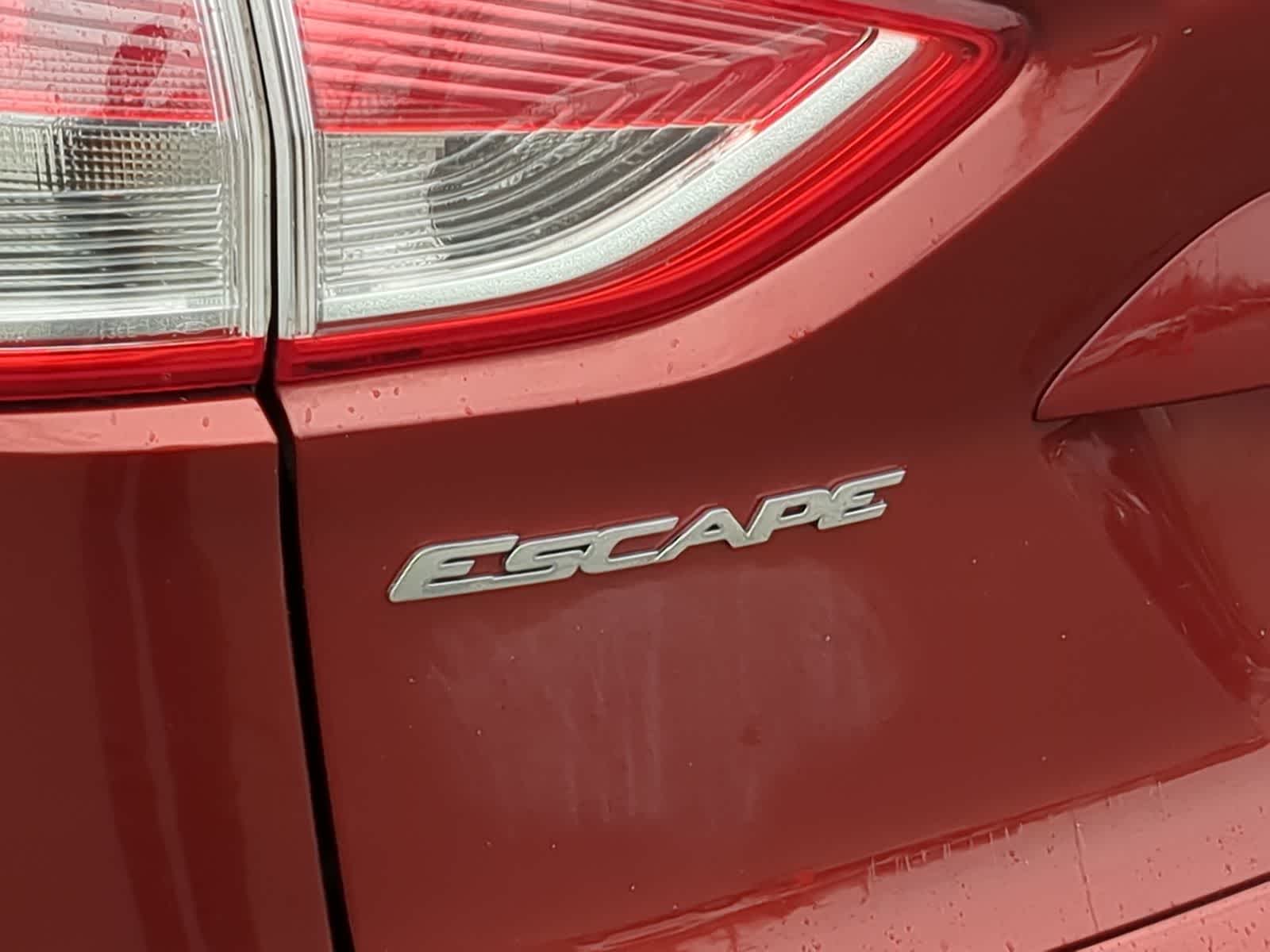 Thumbnail: 2016 Ford Escape - 15