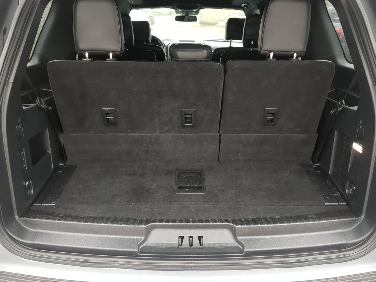 Thumbnail: 2020 Ford Expedition - 38