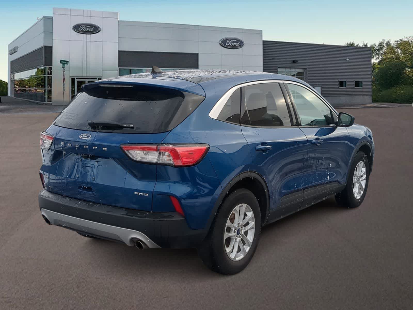 Thumbnail: 2022 Ford Escape - 11