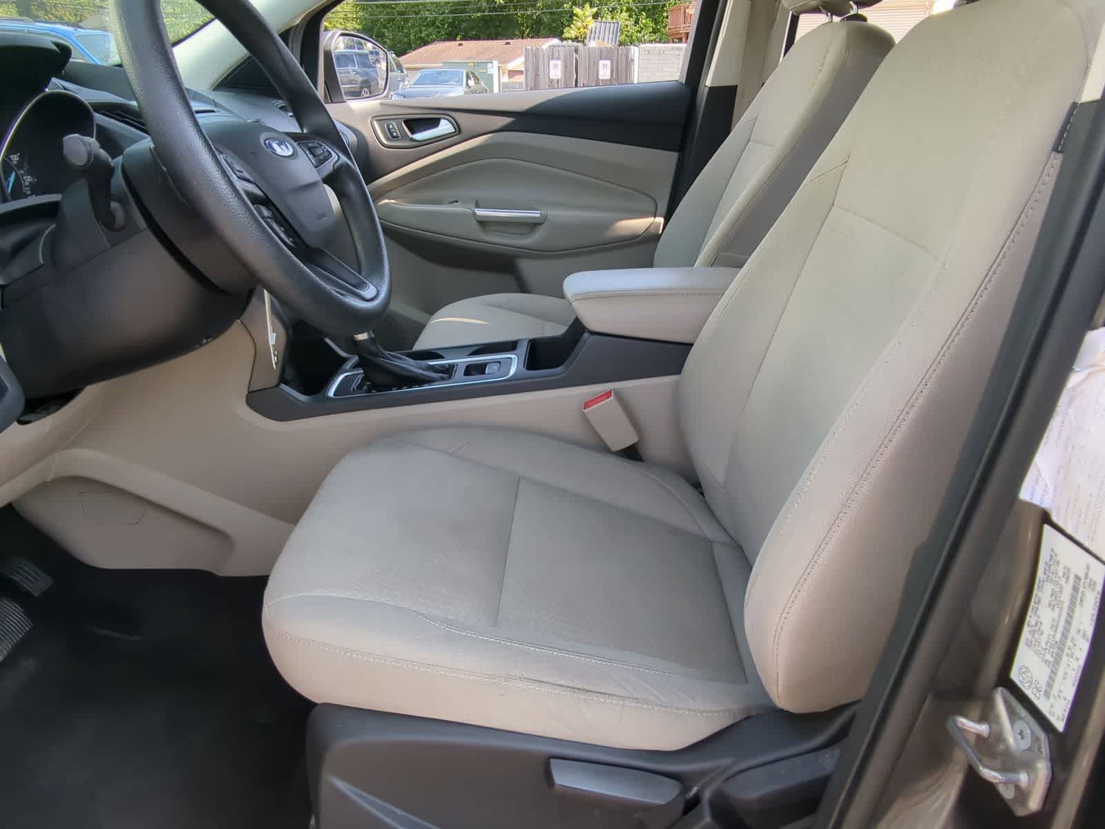 Thumbnail: 2017 Ford Escape - 18