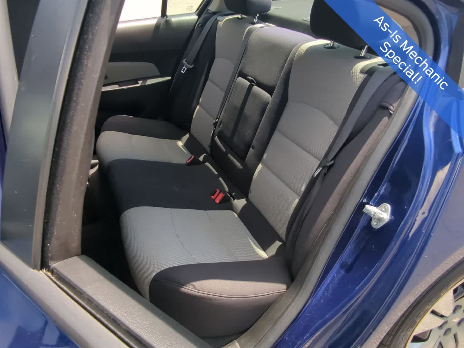 Thumbnail: 2013 Chevrolet Cruze - 20