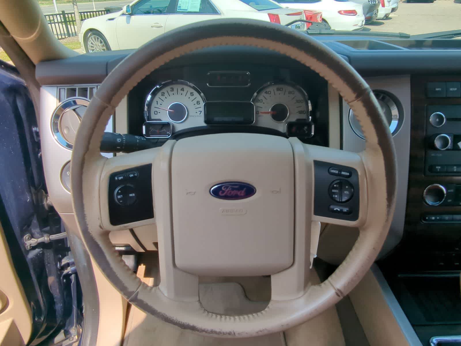 Thumbnail: 2014 Ford Expedition - 28