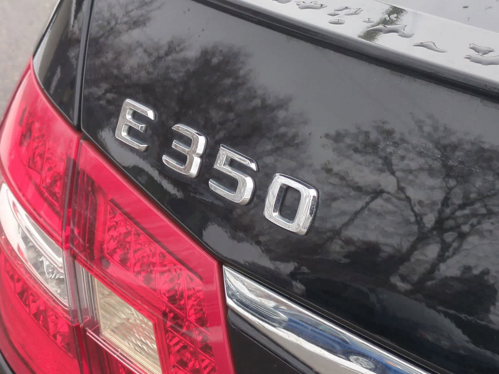 Thumbnail: 2012 Mercedes-Benz E-Class - 22